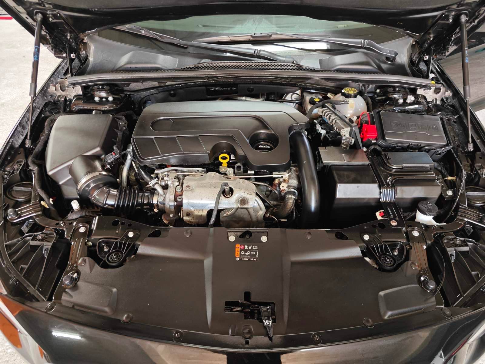 Καθαρή μηχανή αυτοκινήτου — Platinum Detailing Χανιά