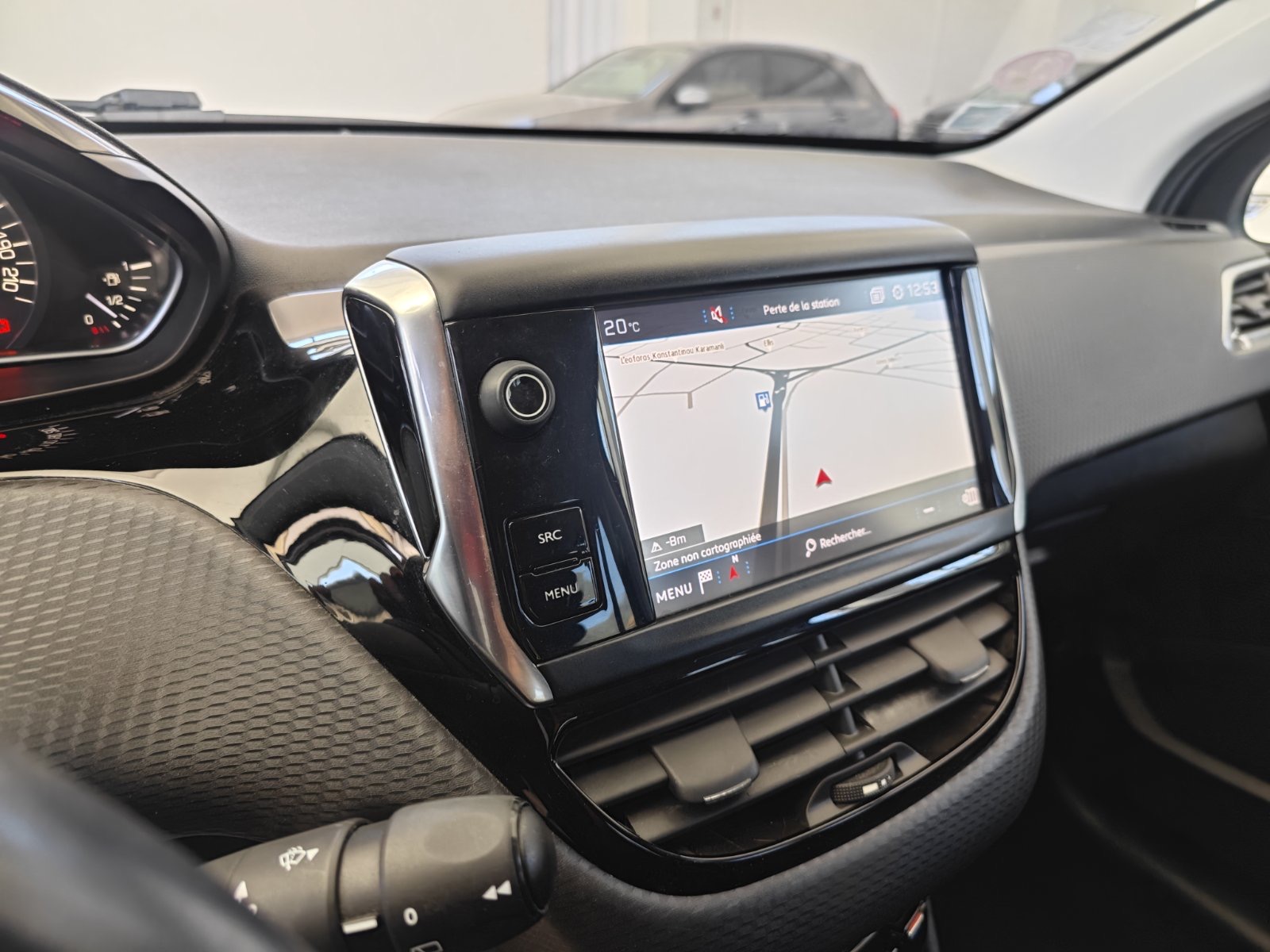 PEUGEOT 208 1.2 TURBO