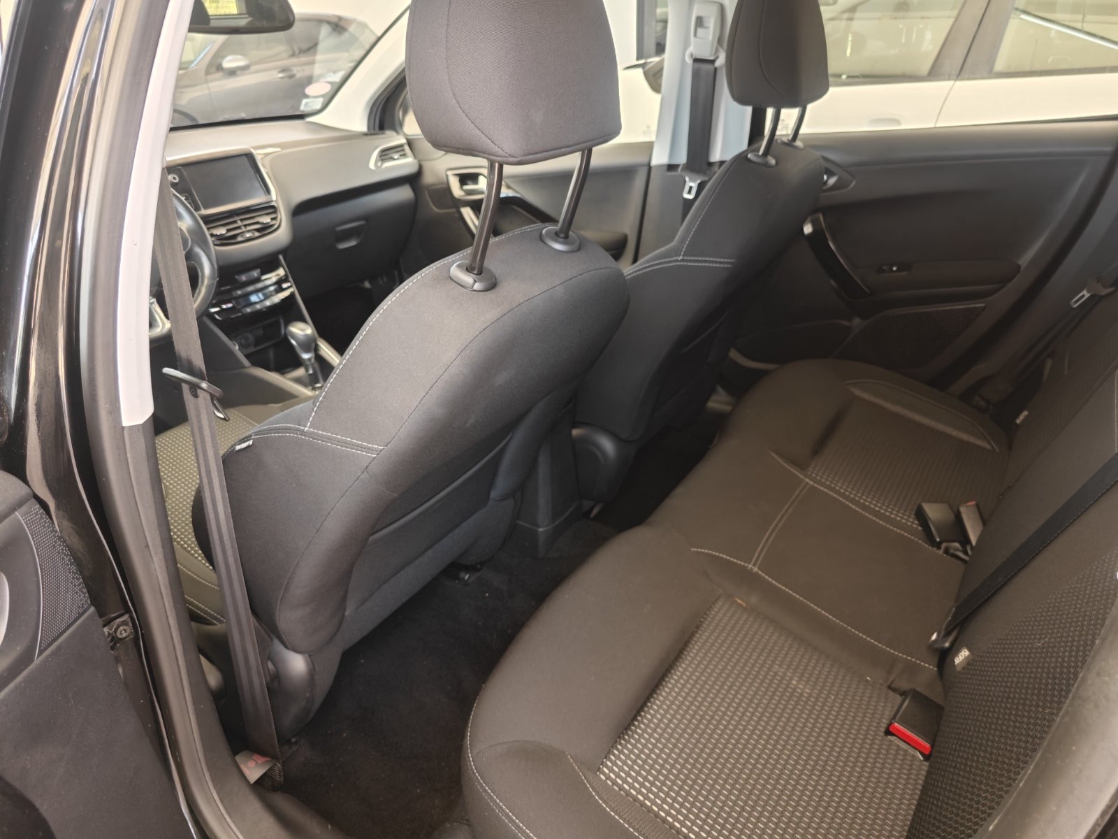 PEUGEOT 208 1.2 TURBO