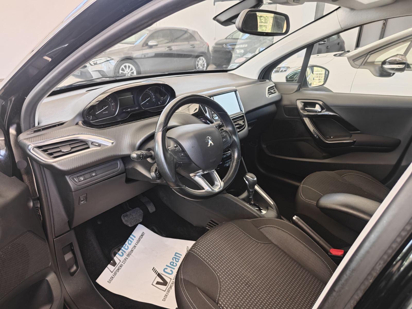 PEUGEOT 208 1.2 TURBO