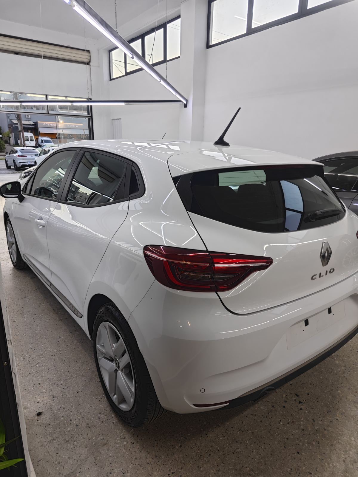 RENAULT CLIO