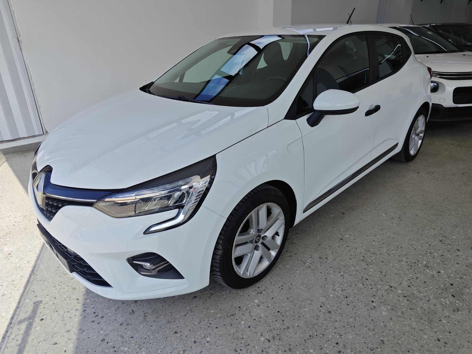 RENAULT CLIO HYBRID