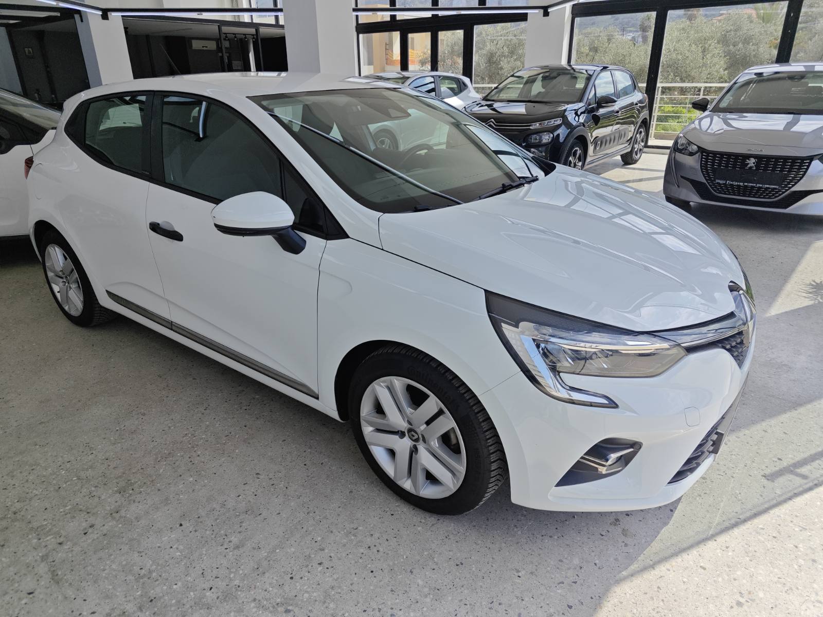 RENAULT CLIO HYBRID