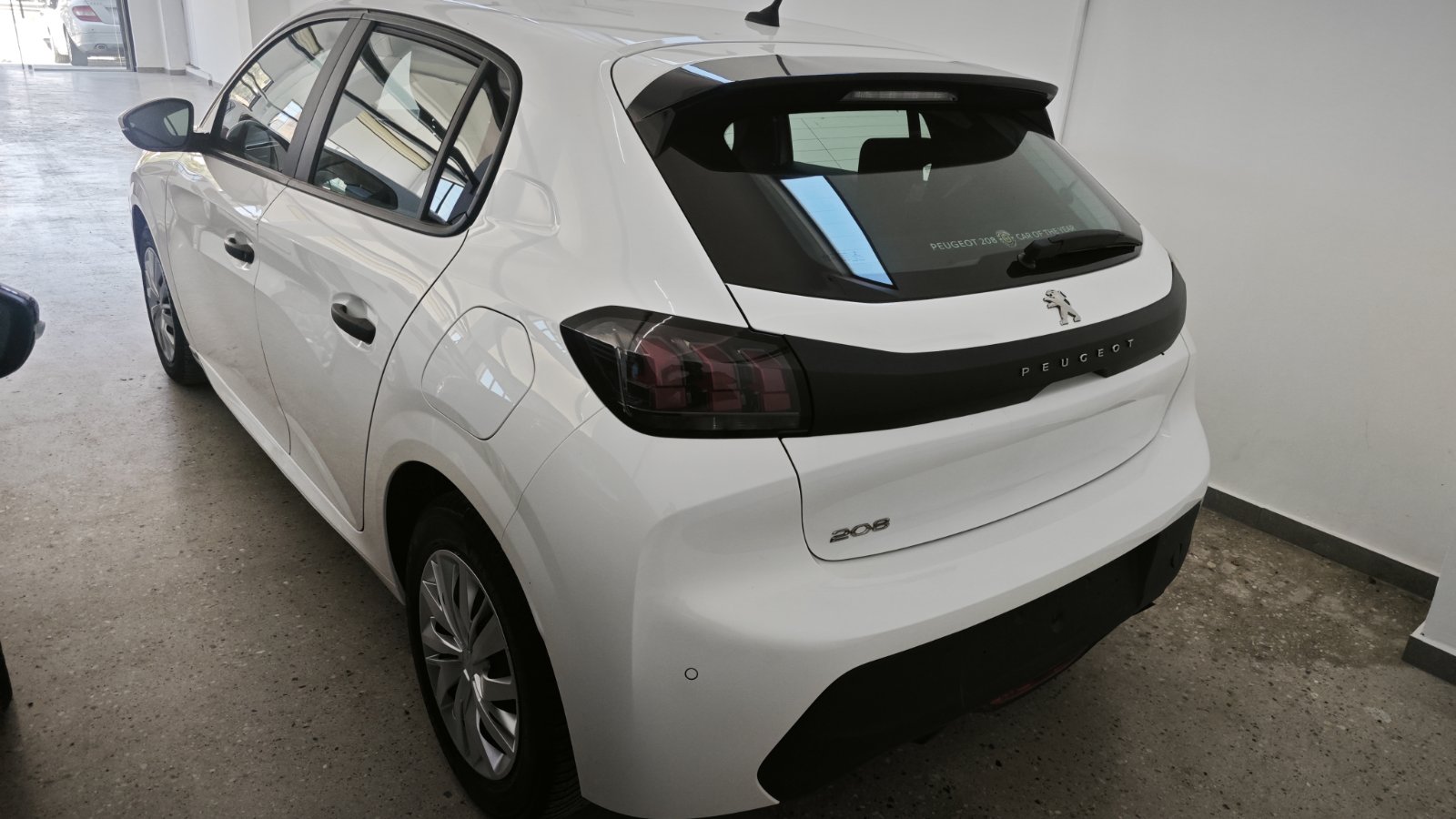 PEUGEOT 208 BLUE HDI 100hp