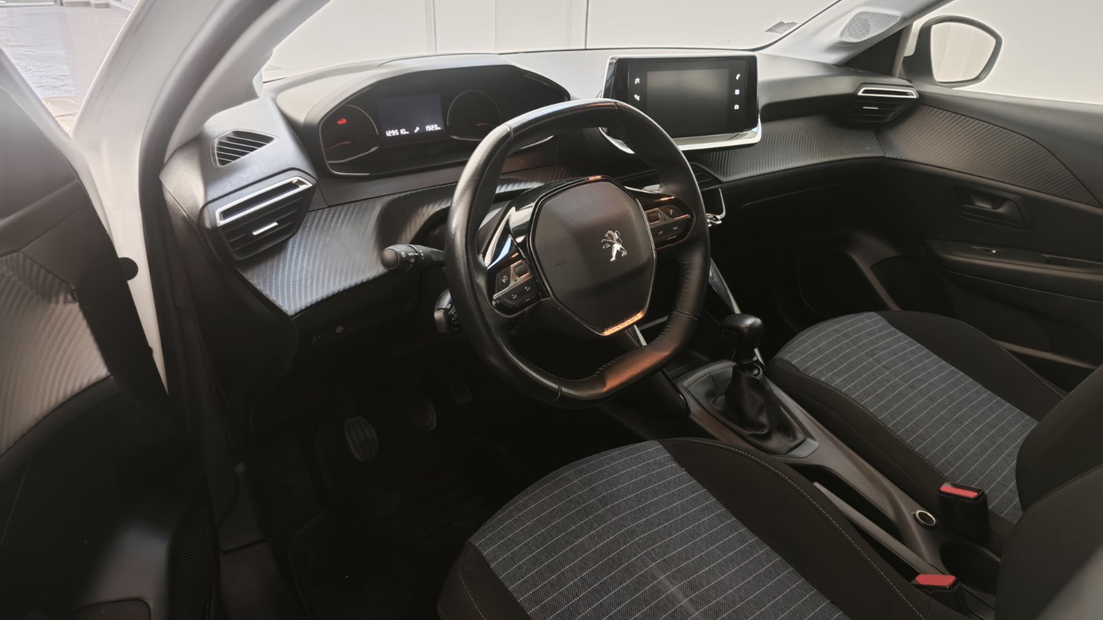 PEUGEOT 208 BLUE HDI 100hp