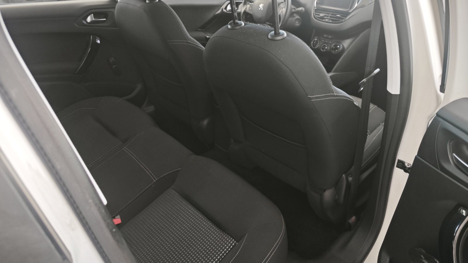 PEUGEOT 208 PURE TECH 82 ACTIVE