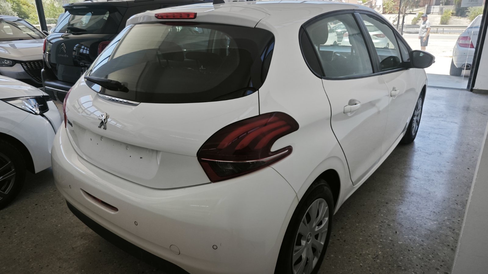 PEUGEOT 208 PURE TECH 82 ACTIVE