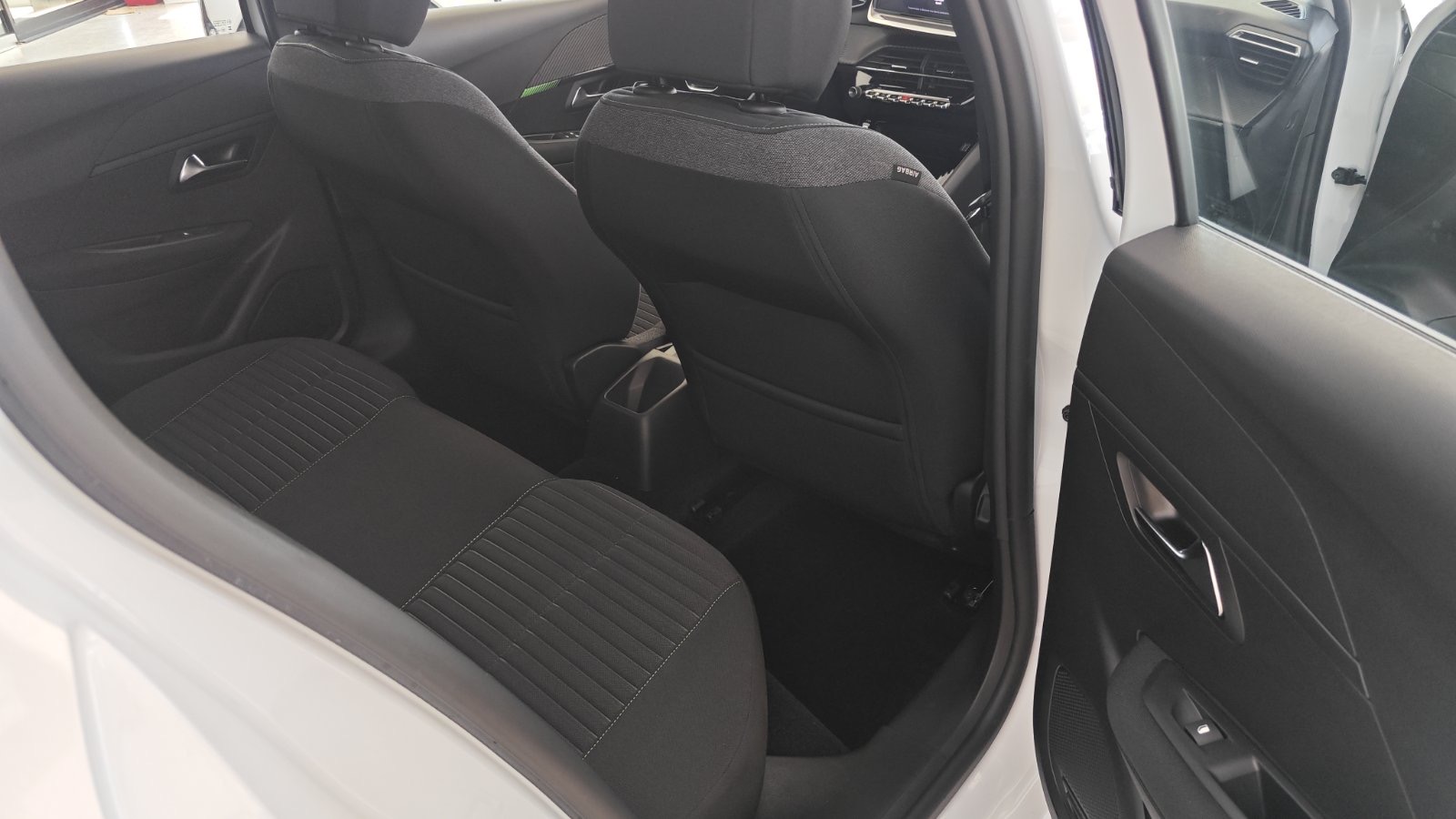 PEUGEOT 208 PURETECH 105hp TURBO