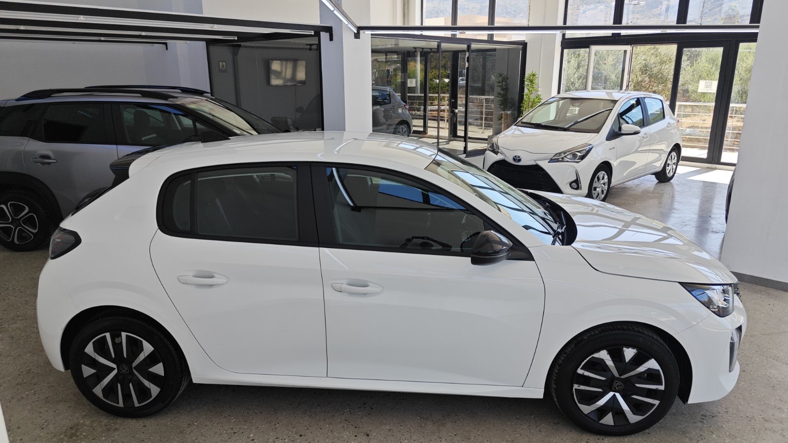 PEUGEOT 208 PURETECH 105hp TURBO