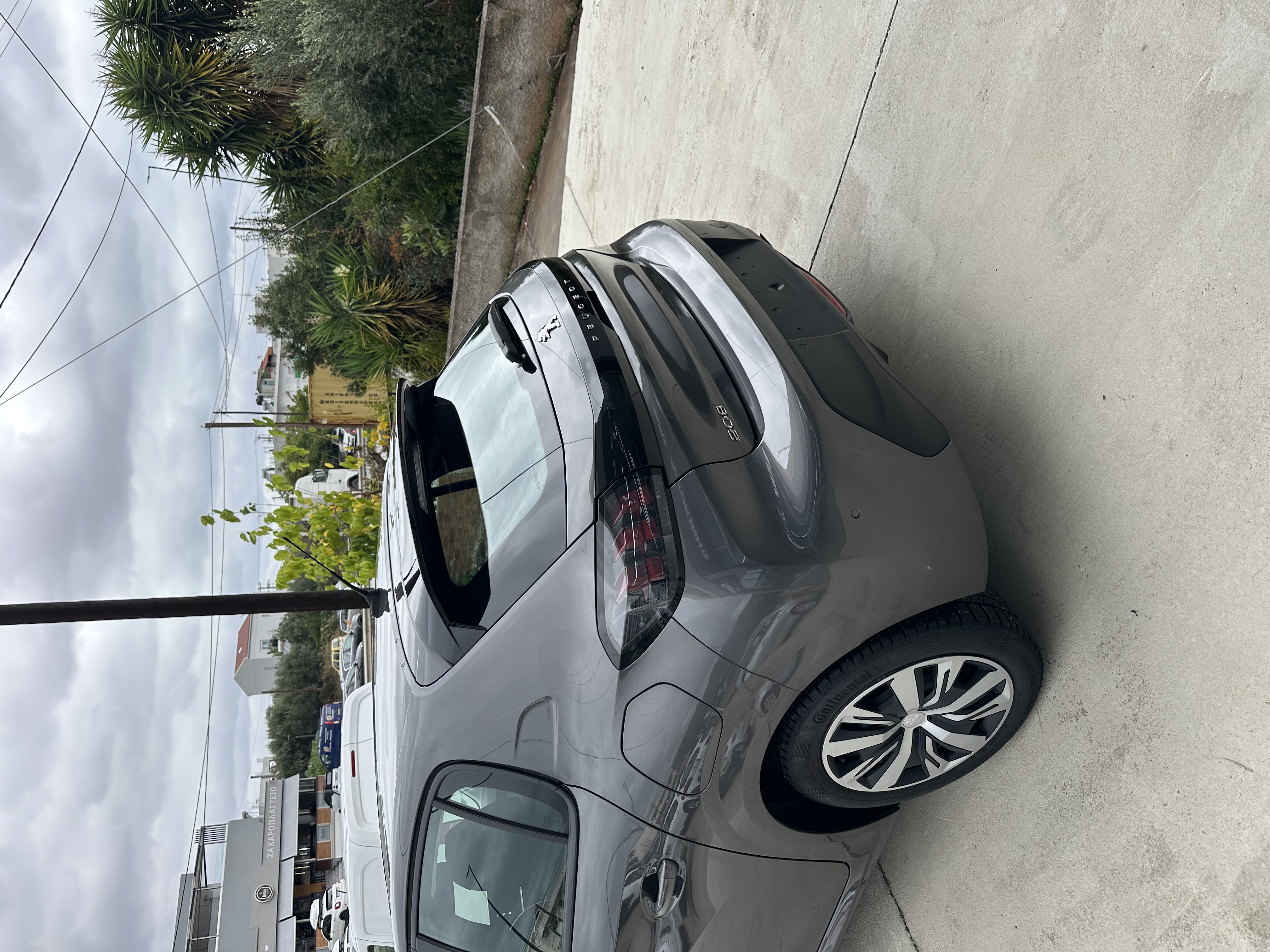 PEUGEOT 208 PURETECH 100hp